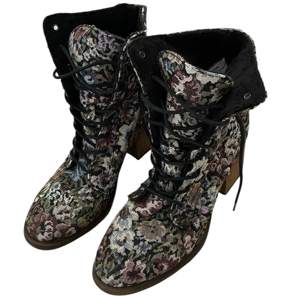 Bearpaw Topaz - Women's Vintage‎ Lace-up Boot 2156W Size 7.5